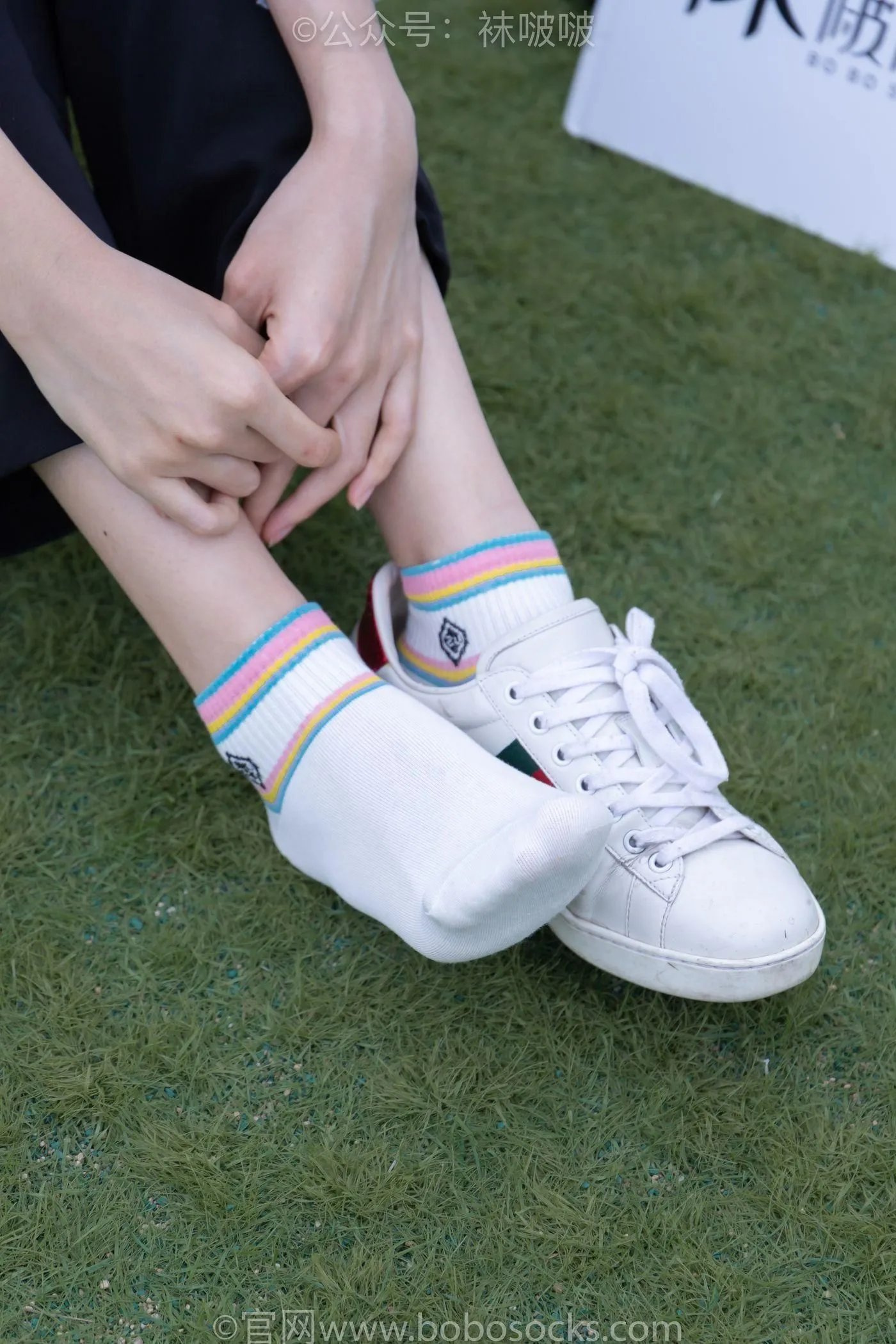[BoBoSocks袜啵啵]NO.021 泡芙-板鞋、白棉袜、裸足 [131P]插图5